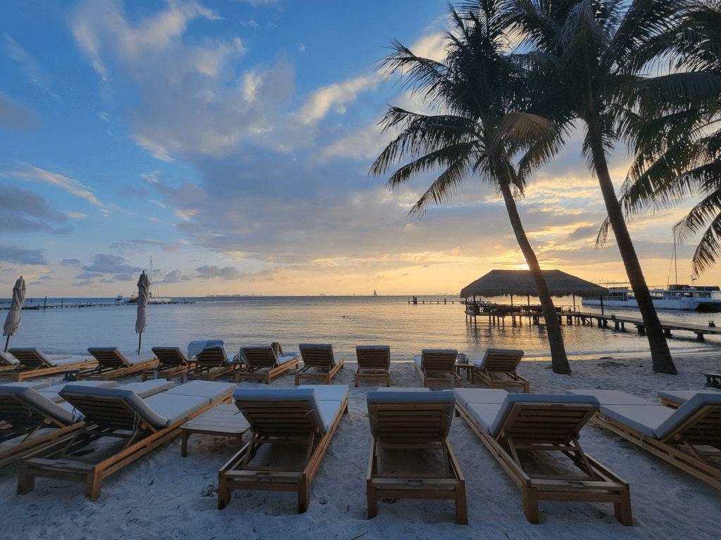 Canadians traveling to mexico love the beach at the almare resort.
